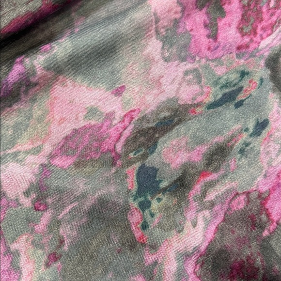 Neiman Marcus Pink and Gray Modal Scarf - Picture 5 of 6